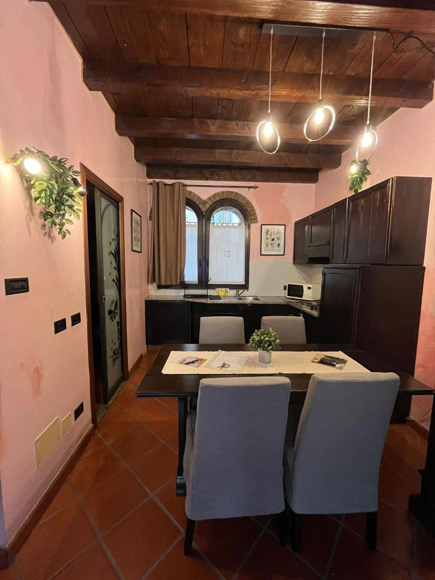 Monolocale Elvira Abbadesse Guest House Milano Esterno foto