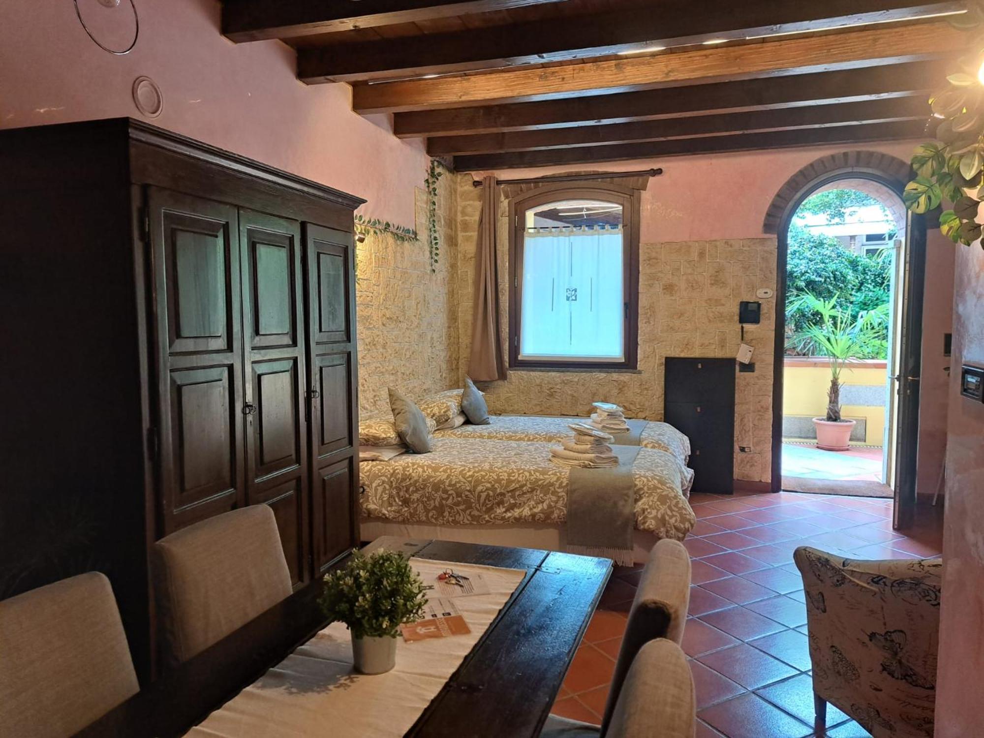 Monolocale Elvira Abbadesse Guest House Milano Esterno foto